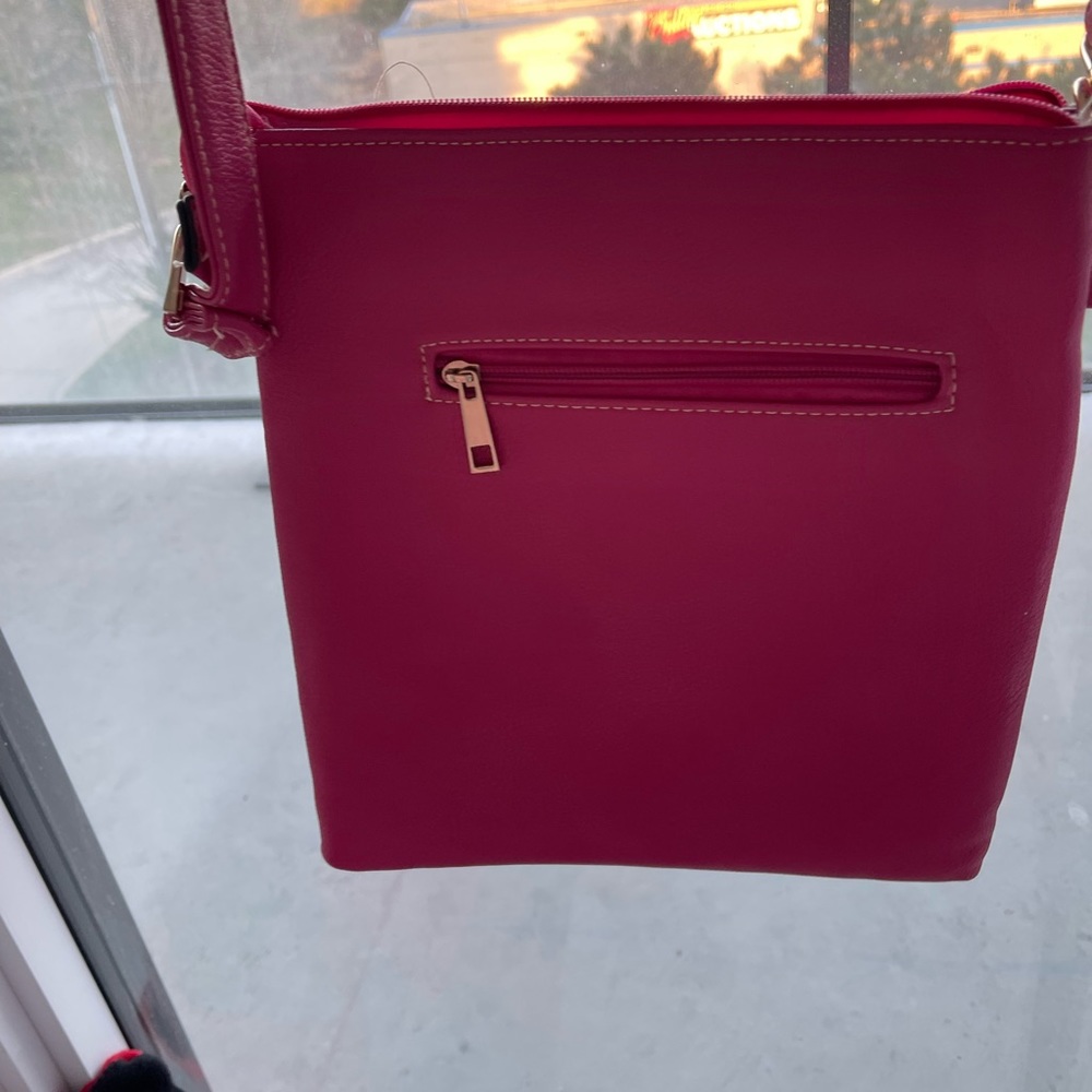 Purses - Picture 10 of 15